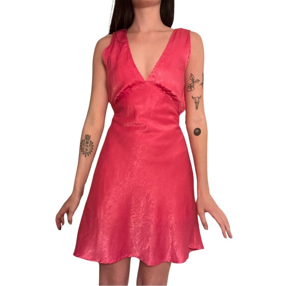 Hot pink Pepper Mayo flowy dress - Picture 3 of 3